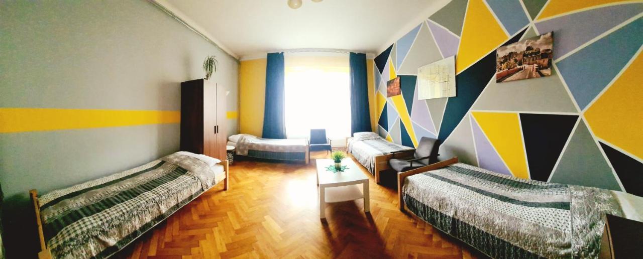 Hostel Centrum 51 *
